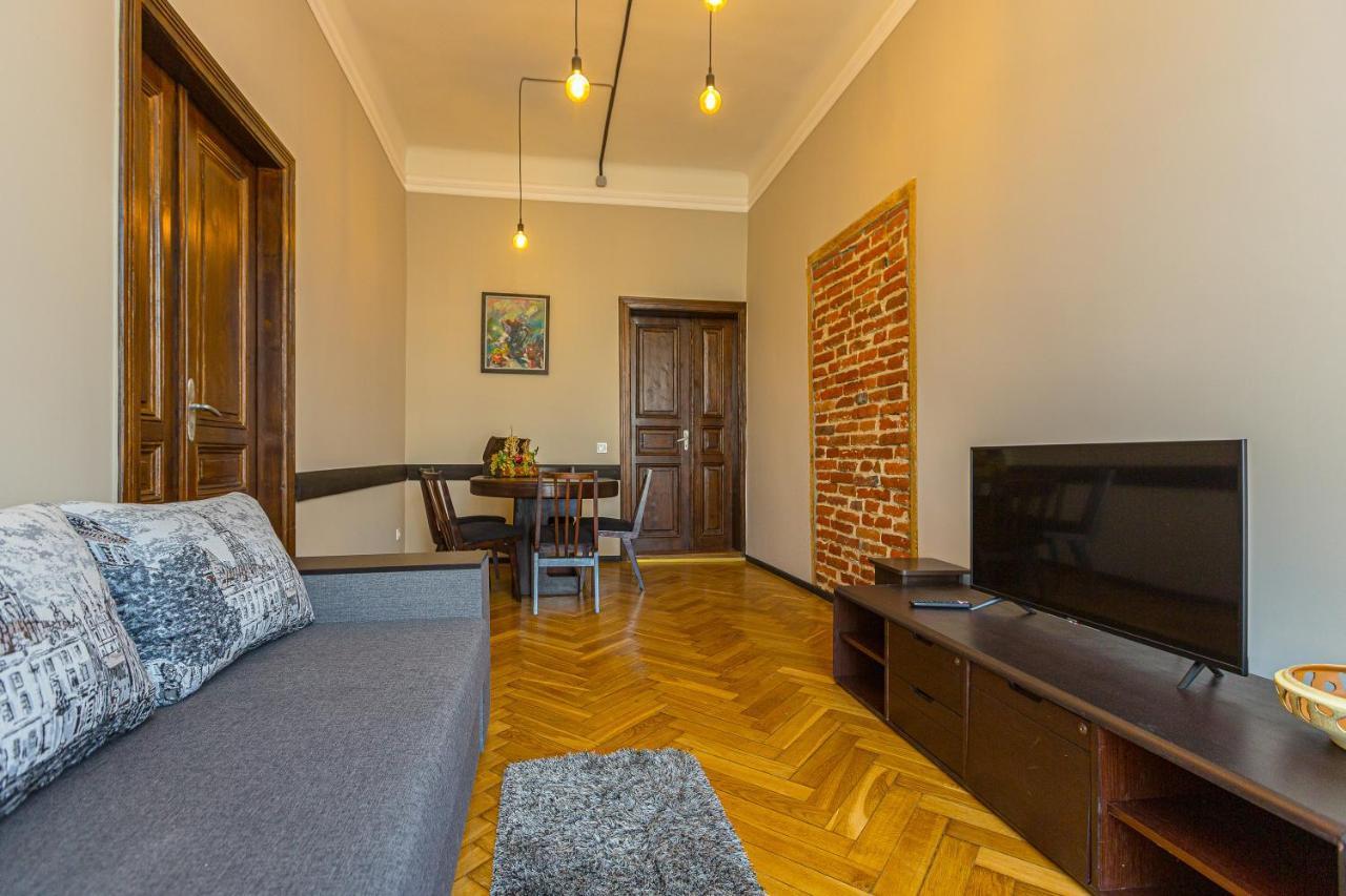 Appartement Центр На Вулиці Проспект Шевченка 12 Навпроти Макдональса З Балконом à Lviv Extérieur photo