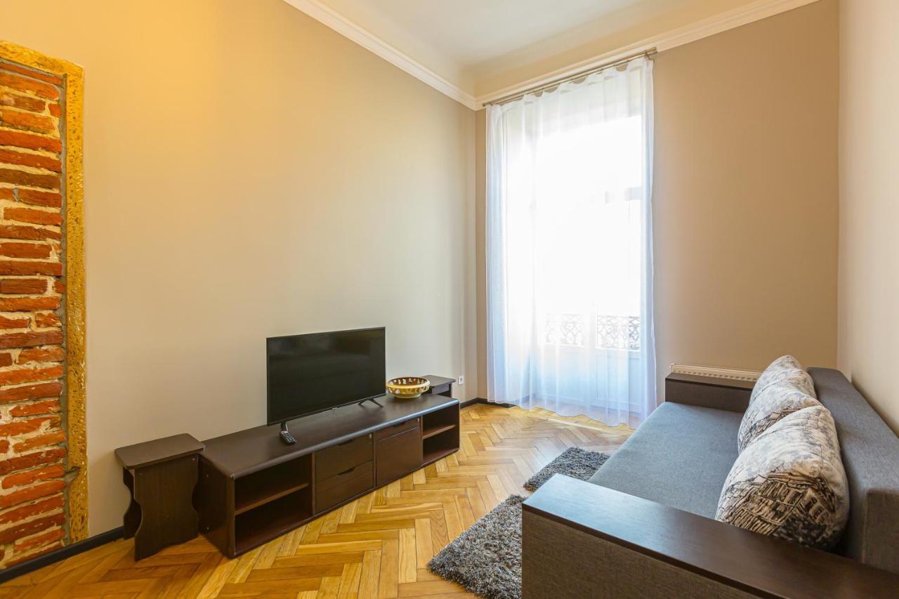 Appartement Центр На Вулиці Проспект Шевченка 12 Навпроти Макдональса З Балконом à Lviv Extérieur photo