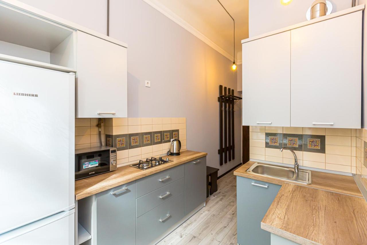 Appartement Центр На Вулиці Проспект Шевченка 12 Навпроти Макдональса З Балконом à Lviv Extérieur photo