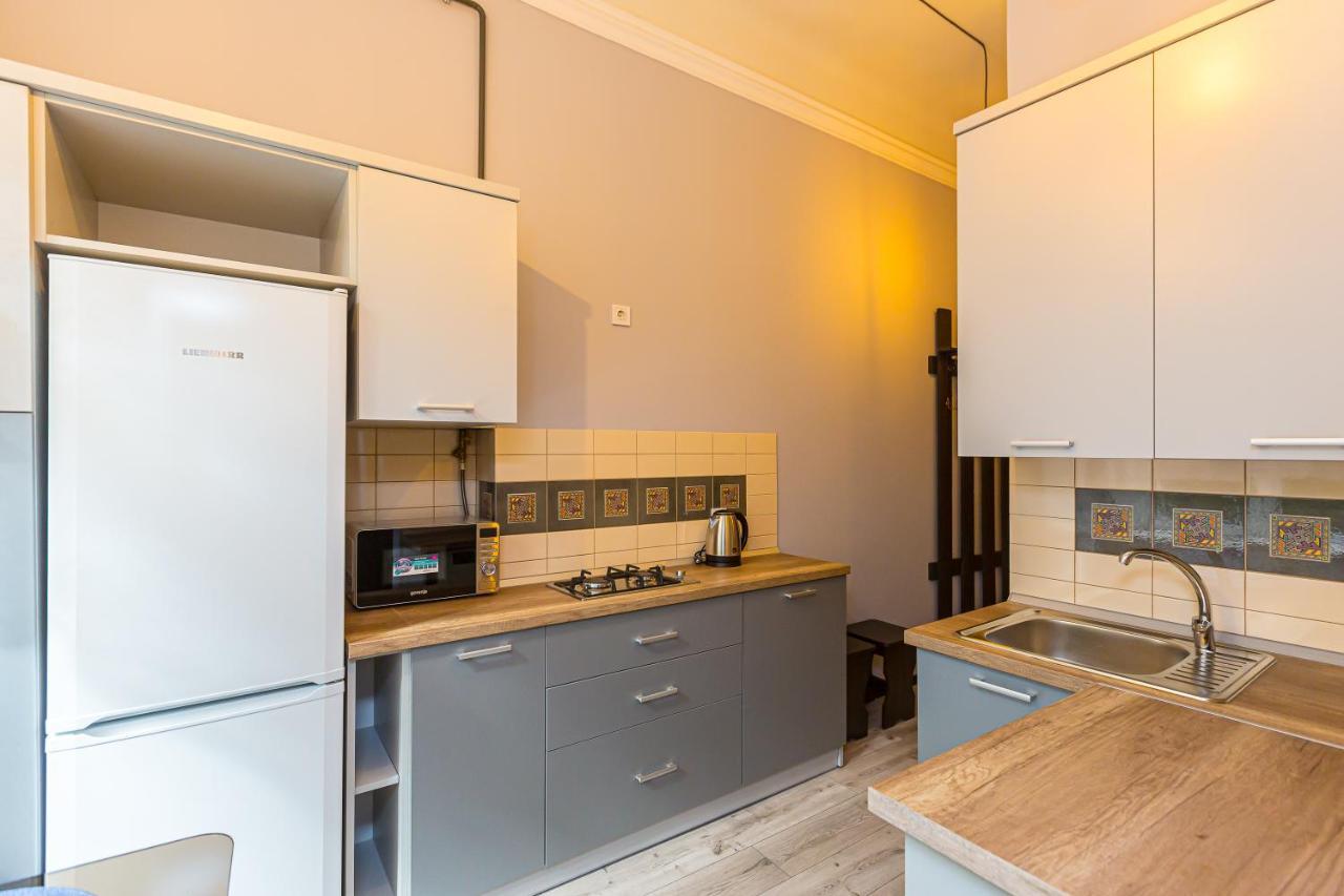 Appartement Центр На Вулиці Проспект Шевченка 12 Навпроти Макдональса З Балконом à Lviv Extérieur photo