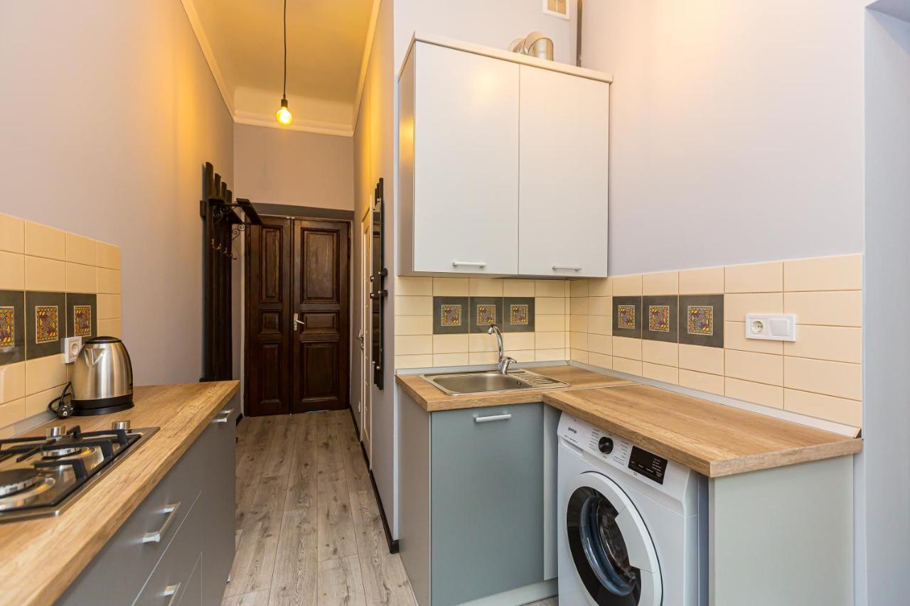 Appartement Центр На Вулиці Проспект Шевченка 12 Навпроти Макдональса З Балконом à Lviv Extérieur photo